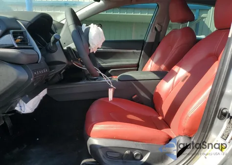 2022 Toyota Camry Xse z USA, uszkodzony, nr VIN 4T1K61AK1NU064377